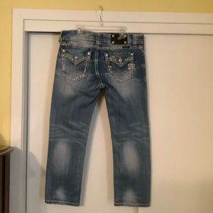 MissMe jeans & capris and Vigoss capris